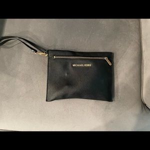 Michael Kors wristlet
